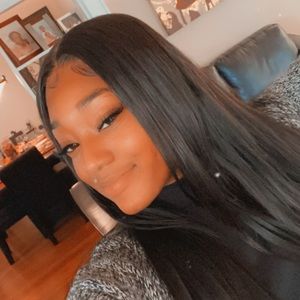 Meet your Posher, Simaya